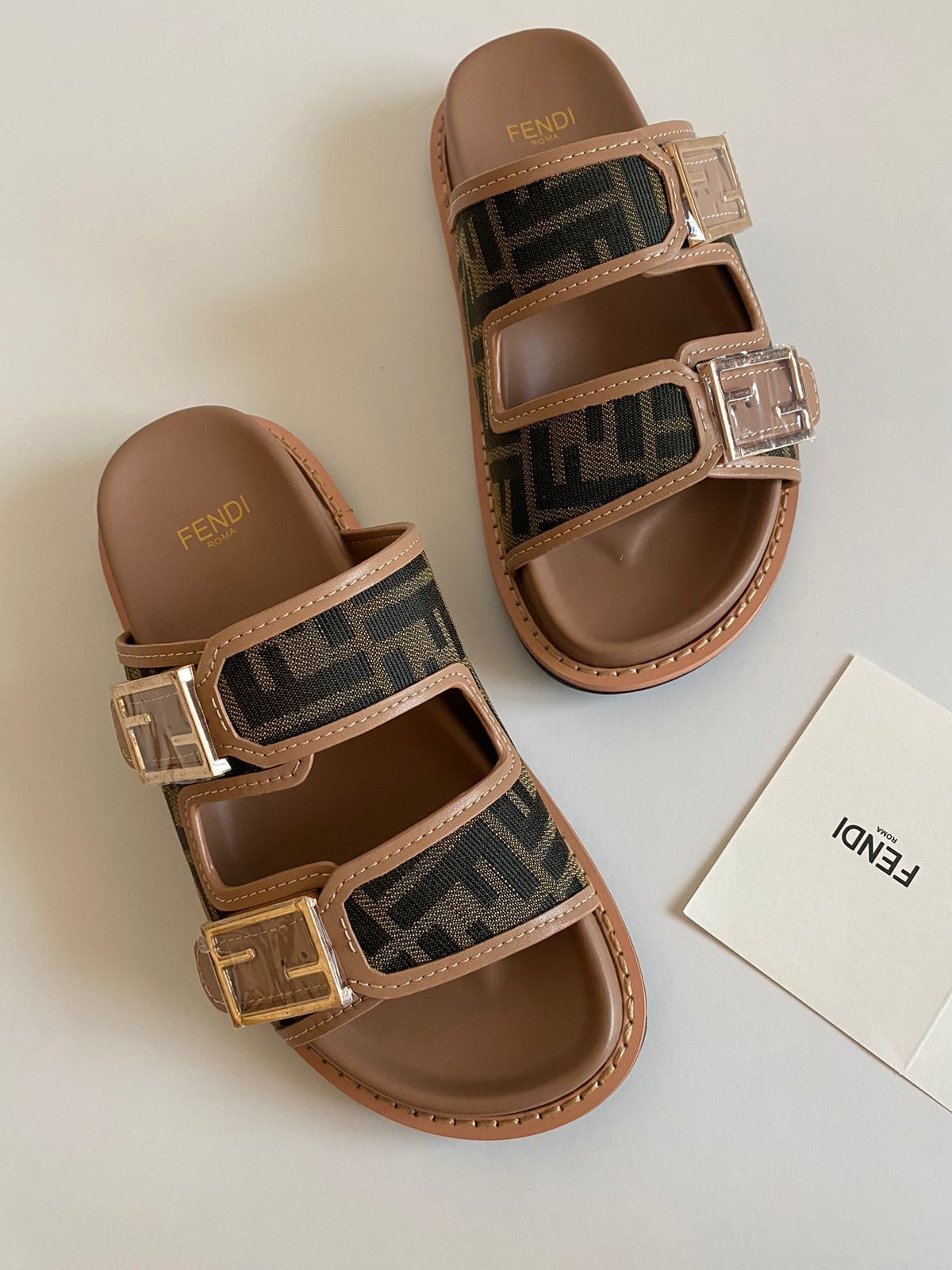 FE SANDALEN BRAUN